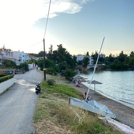 Seaside One-Bedroom On Chalkis ภายนอก รูปภาพ